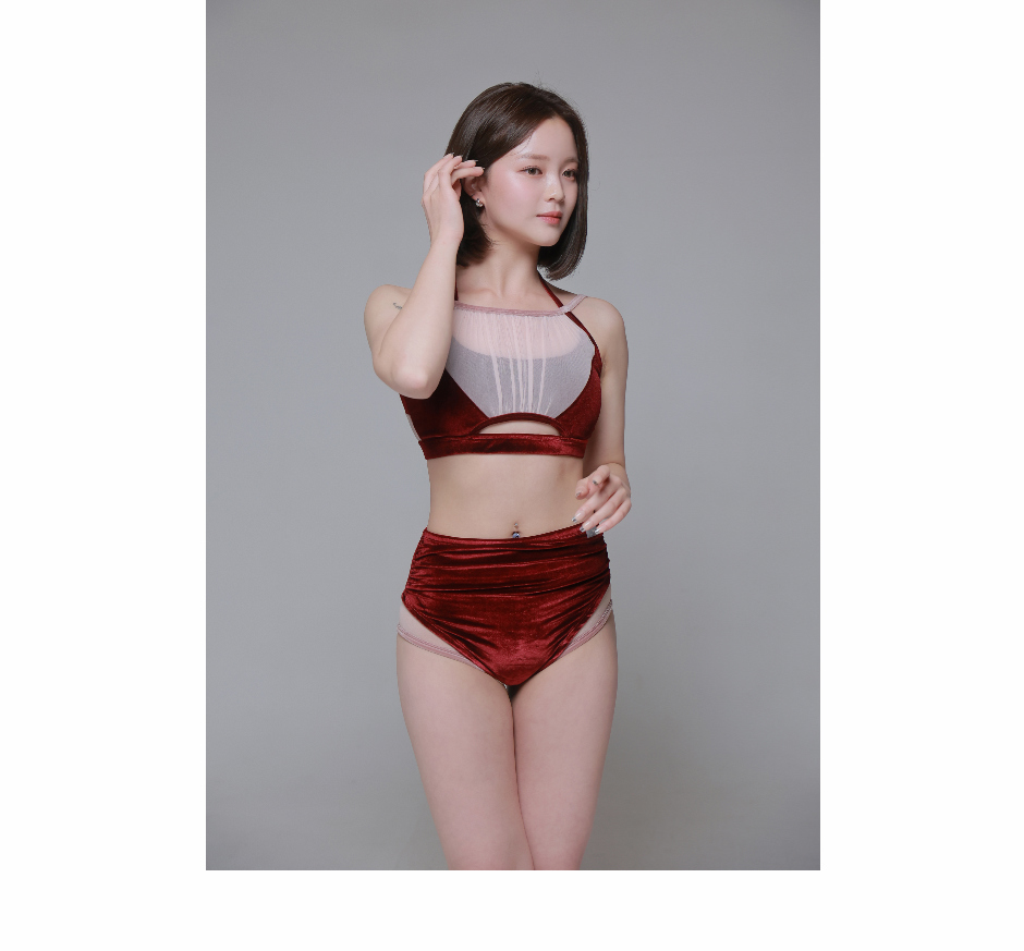 Swimsuit / underwear model wearing image - S1L13